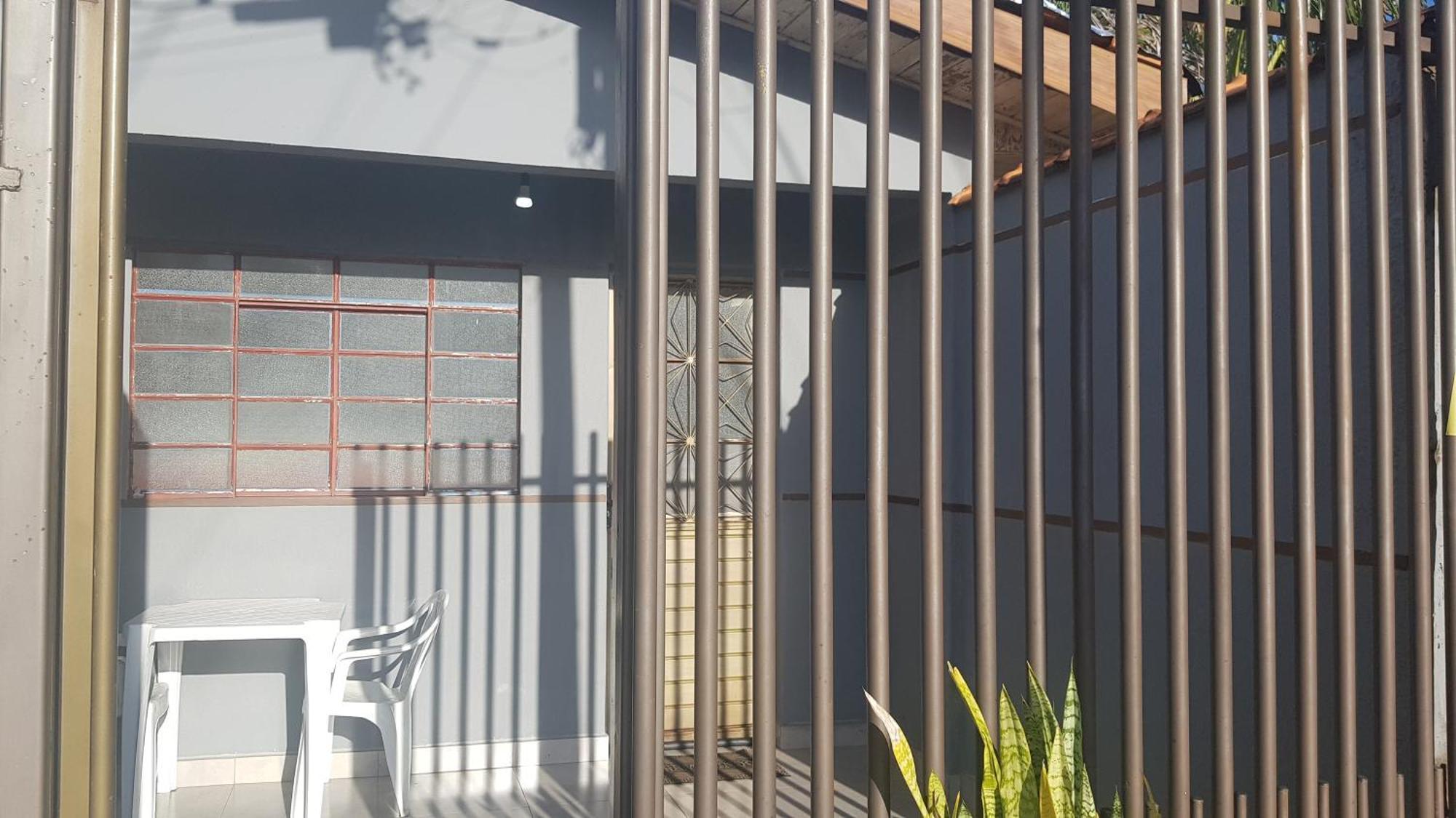 Casa No Centro De Foz! Ar-Condicionado, Smart Tv, Wi-Fi, Cozinha, Ventilador E 4 Camas Lägenhet Foz do Iguaçu Exteriör bild