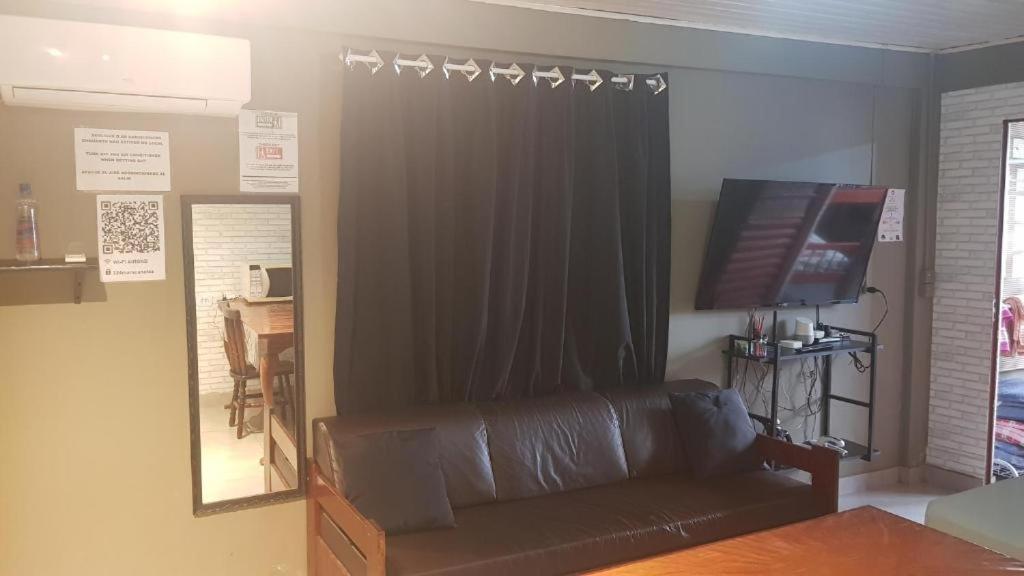 Casa No Centro De Foz! Ar-Condicionado, Smart Tv, Wi-Fi, Cozinha, Ventilador E 4 Camas Lägenhet Foz do Iguaçu Exteriör bild